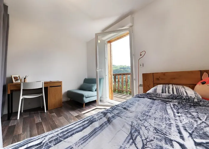 Дом отдыха La Bergerie Du Pre De L'orme - Avec Vue Montagne Ла-Бресс